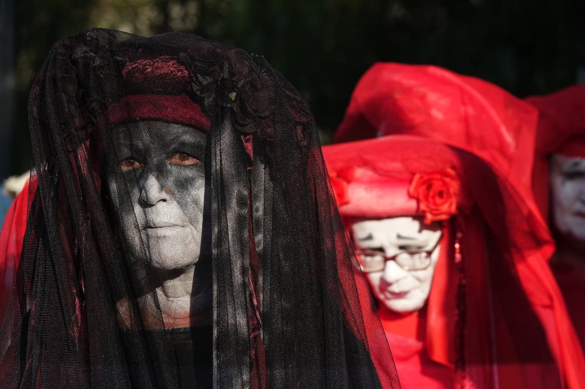 Rebels at the funeral procession