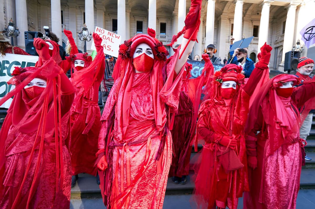 Red Rebels at State Parliament