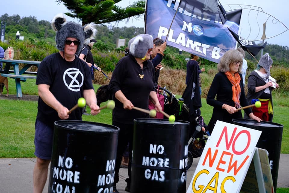 XR Drummers at the Lakes Entrance action