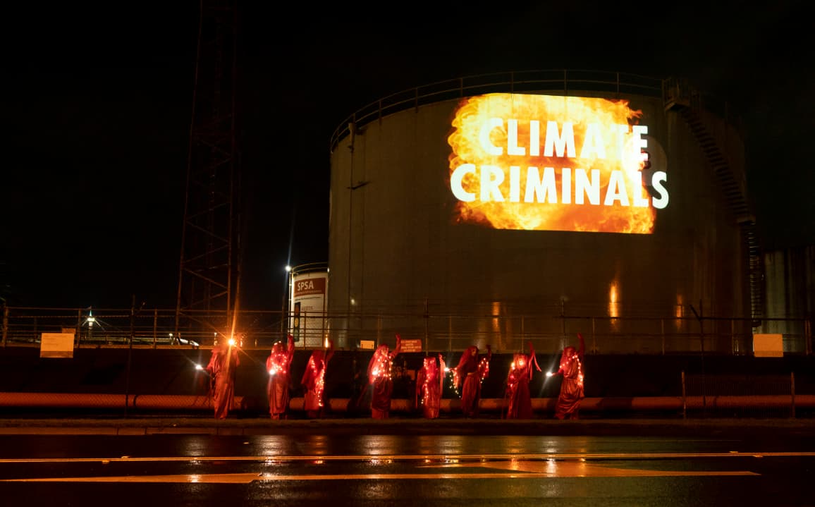 ‘Just Stop It’ new blockade at Exxon Yarraville, Vic