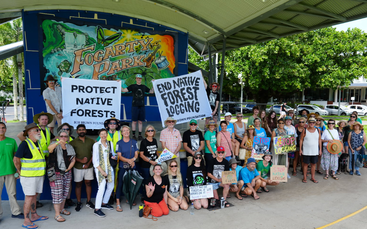 Protesters in Cairns during national day-of-action (photo by Daniel, the Bob Brown Foundation website)