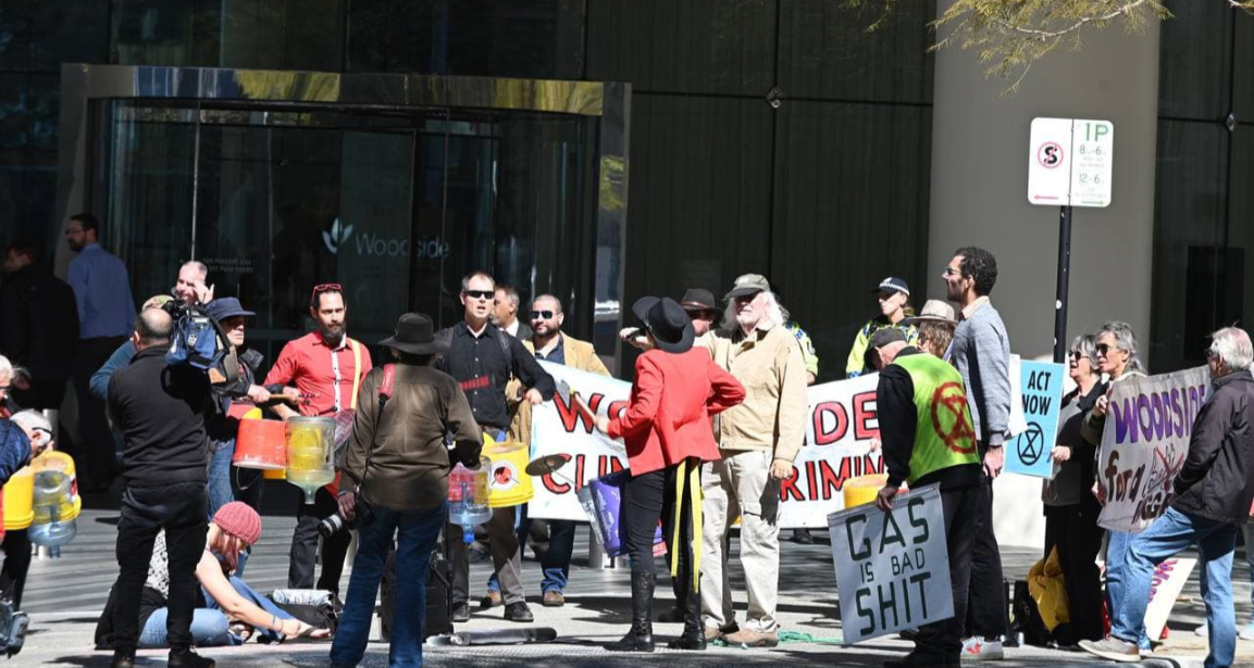 XRWA Grandparents and Drummers for Climate Action outside Woodside