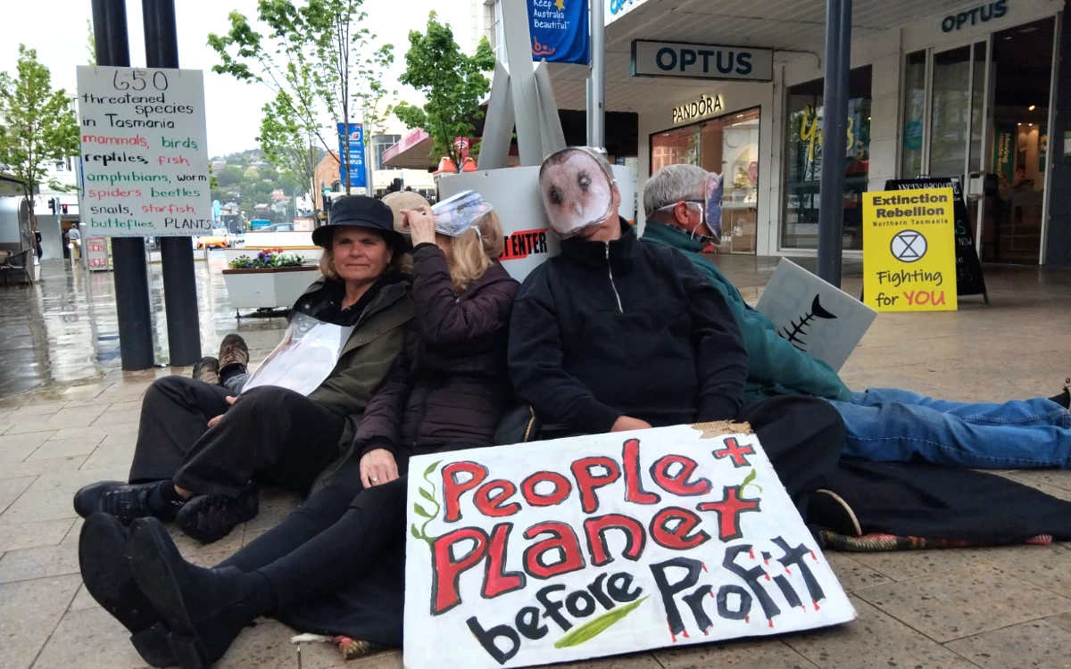 XR Tas rebels stand up for threatened species