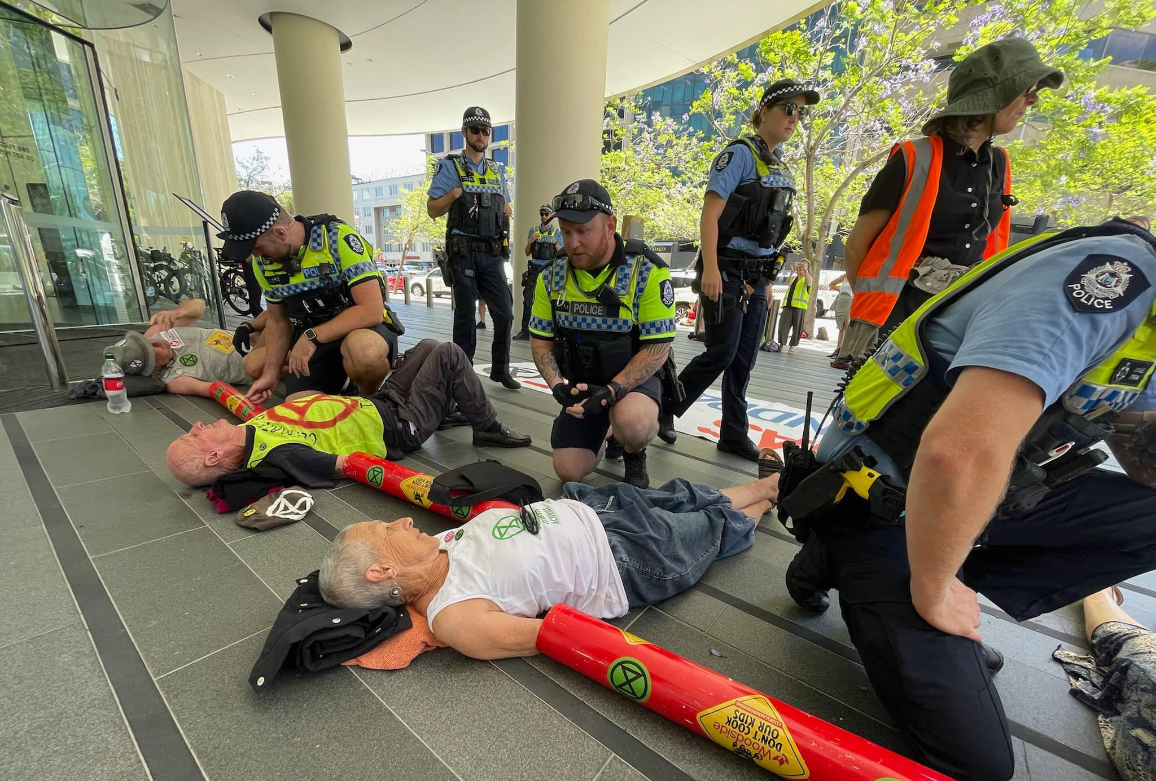 XRWA Grandparents lock-on protest at Woodside HQ in Perth